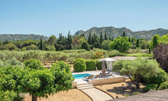 Eygalieres Villa | Villa Horizon