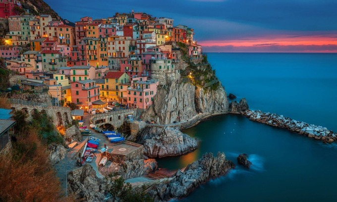 Lerici House | Villa Il Golfo 6 pax with pool free Wi-Fi, BBQ near Beaches and Cinque Terre