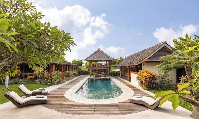 Batu Bolong Villa | VILLA IN CENTRAL CANGGU