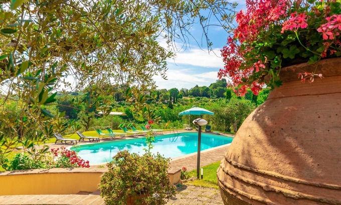 Fano Villa | Villa in Fano with 6 bedrooms sleeps 14