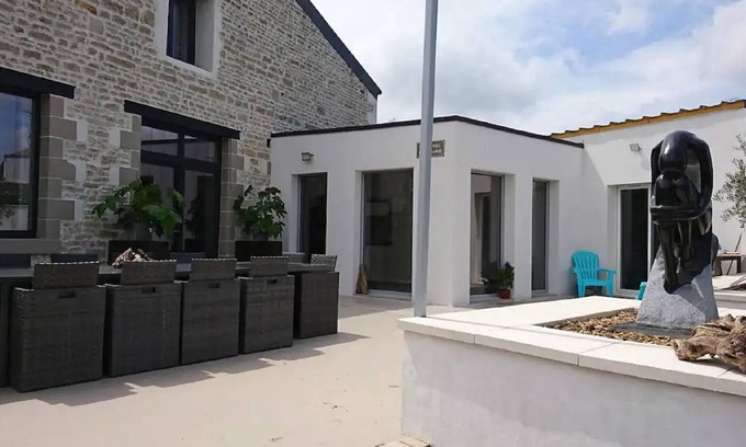 Nuaille d'Aunis Villa | Villa in Nuaillé-d'Aunis with Private Pool