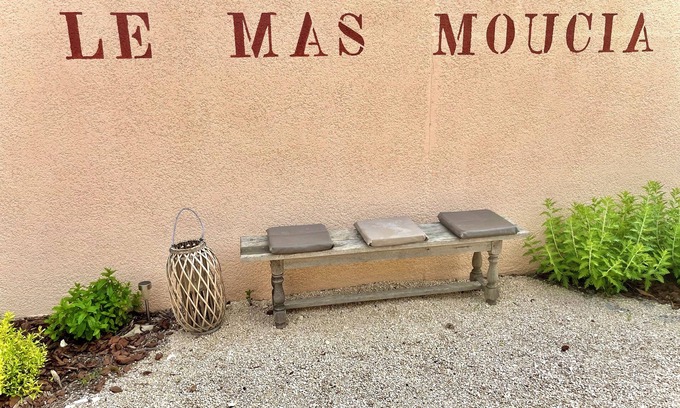 Mormoiron House | Villa in Provence with view of the Ventoux, 5 bedrooms, swimming pool, single storey, air conditioning