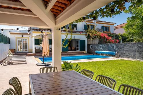 Sao Simao Villa | Villa in Azeitao w Pool and Garden