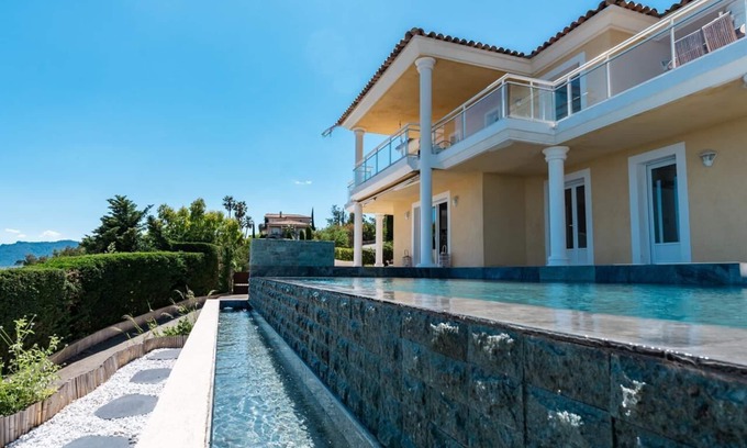 Les Termes Villa | Villa in the hills with pool