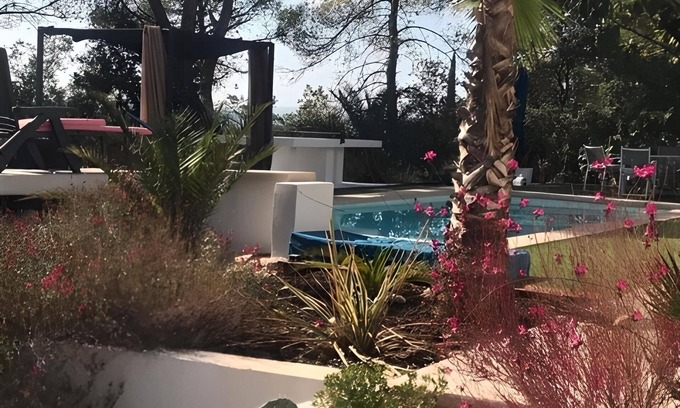 Lorgues Apartment | Villa Indépendante Avec Piscine et Espace Détente au Coeur de Lorgues