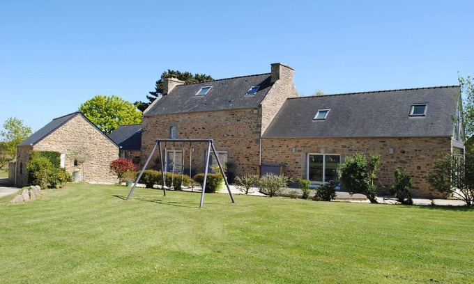 Plouguin House | Villa Indoor heated swimming pool 30