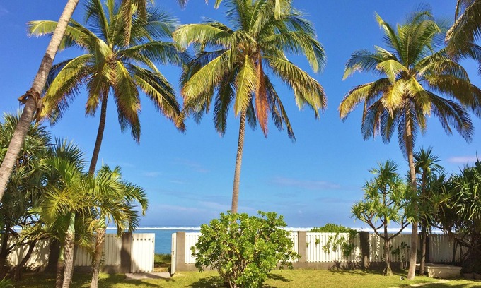 La Saline Les Bains House | * VILLA IPANEMA * - feet in the water