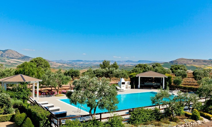 Castellammare del Golfo Villa | Villa Tenute Aversa, elegant villa with private pool