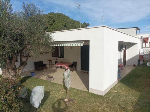 Torre Specchia Ruggeri House | Villa Jacqueline a 300 mt dal mare - Torre Specchia Ruggeri