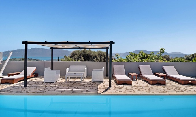 Katomerion Villa | Villa Jimmy's Katomeri 2 with Sea View, Wi-Fi and Air Conditioning