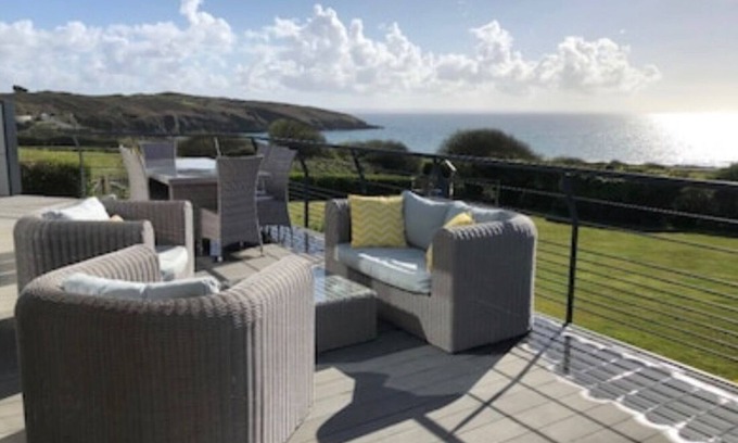 Telgruc-sur-Mer House | Villa KERLE * - feet in the water! Family house for 8 persons