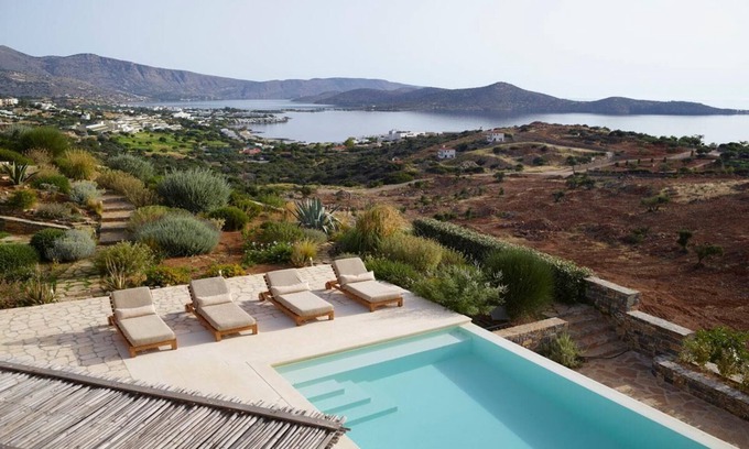 Elounda Villa | Villa King with a heated pool