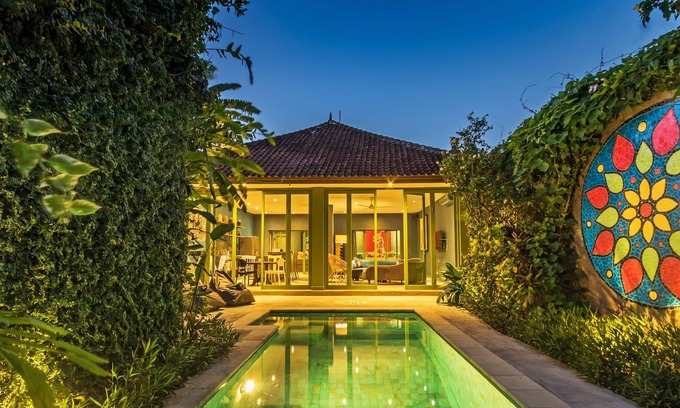 Seminyak Villa | Villa Kinky Karma - Funky 2 Bed