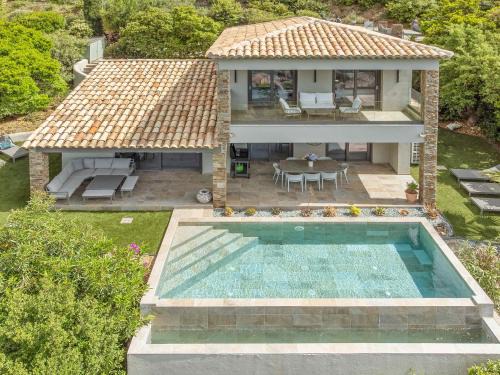 Cavalaire-sur-Mer Villa | Villa L'Emeraude