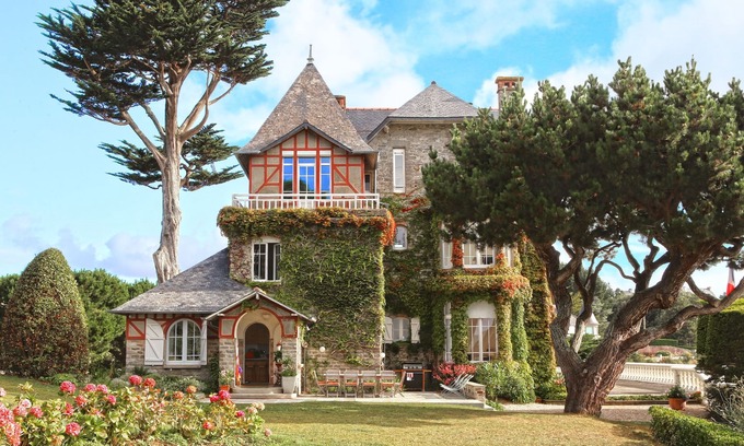 Saint-Cast-le-Guildo House | Villa la Feuillade - Magnifique Maison Vue Mer