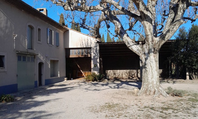 Chateaurenard House | Villa la respelido in the countryside