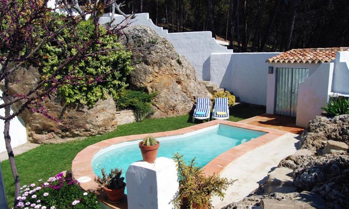 Montecorto House | Villa La Roca - A fusion of modern and typical Andalucian architecture