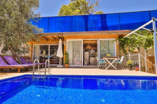 Kas Villa | Villa Lal Nicholas / Kalkan