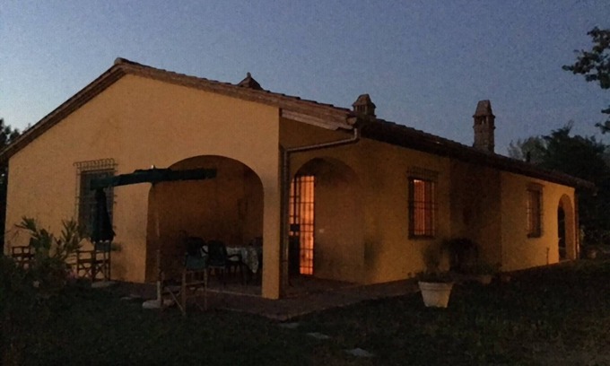 Toiano Villa | Villa "Le Ginestre" with swimming pool on Tuscan hills.