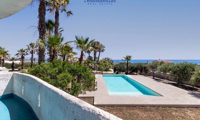 San Lorenzo Villa | Villa le Palme di Vendicari - Garden View