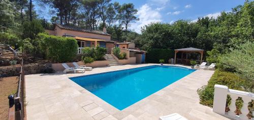 Le Thoronet Villa | Villa Lei Rore