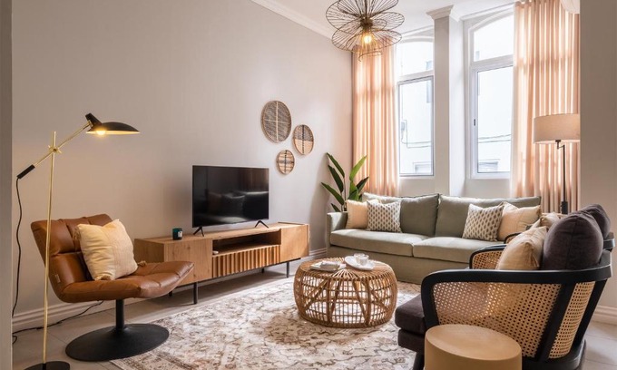 Ponta Delgada House | Villa Lillian