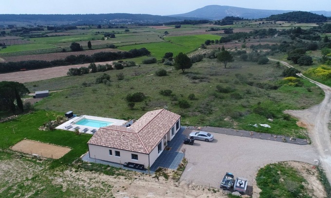 Escales Villa | Villa located in a charming village between Narbonne and Carcassonne.