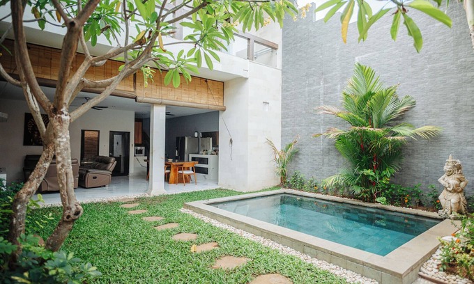 Sanur Kauh Villa | Villa Lora:3Bed Oasis in Sanur