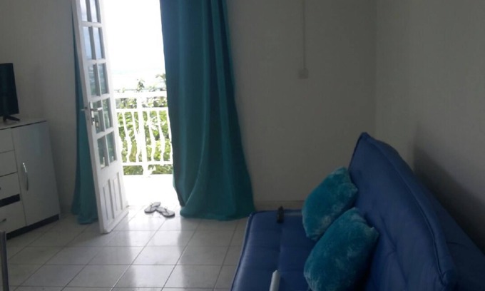 Le Lamentin Apartment | Villa Majesté