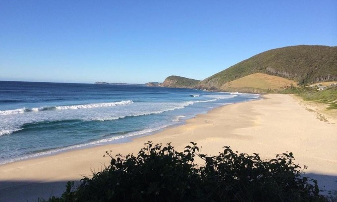 Boomerang Beach Villa | Villa Manyana - Coastal Getaway - Blueys Beach