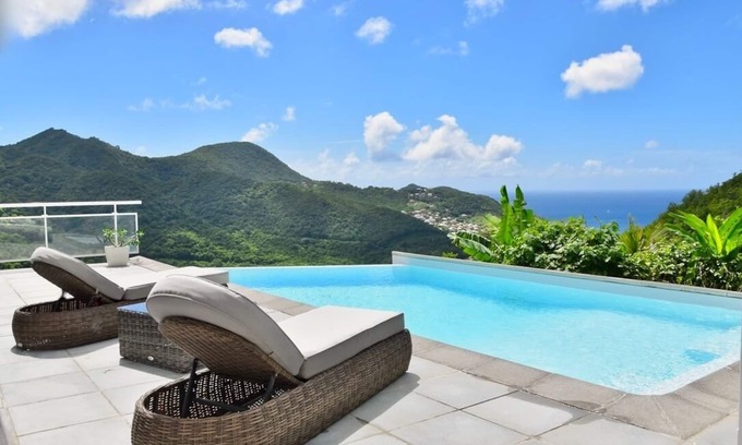 Les Anses-d'Arlets Villa | Villa Mapou - 2 swimming pools - sleeps 13 - sea view - Les Anses d'Arlet