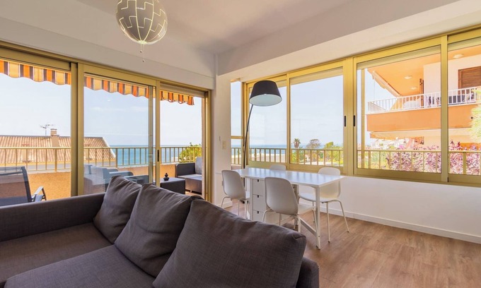 Santa Pola Apartment | Villa Marina - Teleworking, relax and sea views