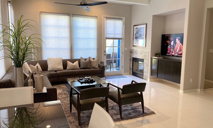 La Quinta Condo | Villa Moderna inside Legacy Villas La Quinta