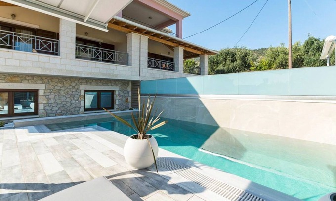 Sivota Villa | Villa Mourtos - Three Bedroom Villa, Sleeps 4