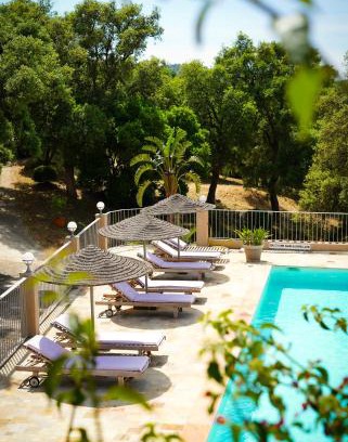 Bormes-Les-Mimosas Bed & Breakfast | Villa Nais B&B