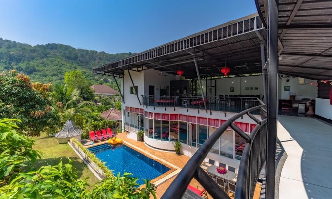 Chalong Villa | Villa Nap Dau private pool villa for big Family and Friends