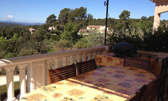 Lorgues Apartment | villa nassalia, apartment 6 people - Soleil