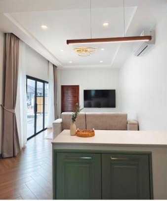 Krabi Villa | Villa Nataly LUXURY hotel House in Ao Nang Krabi private pool jacuzzi Palm free kitchen from airport