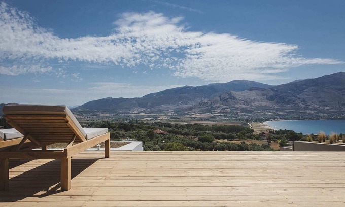 Aktio-Vonitsa Villa | Villa Nea Gi Summary: