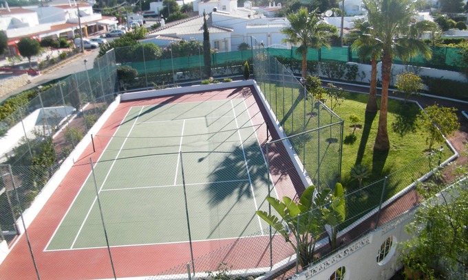 Vale de Centianes Villa | Villa next to Centeanes beach, with private pool and tennis court, wifi