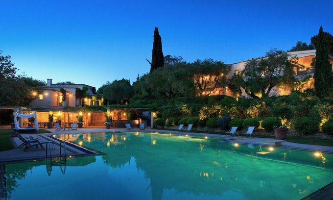 Corfu Town Villa | Villa Odyssea - Luxury beachfront Villa with pool in Corfu