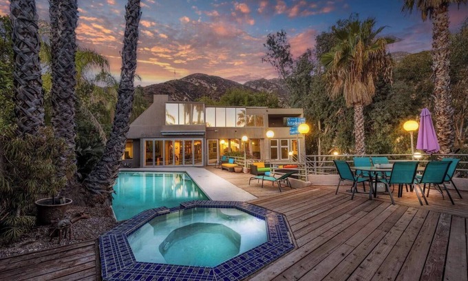 Altadena Villa | Villa of 100 Games - 4BR with Heated Pool & Spa