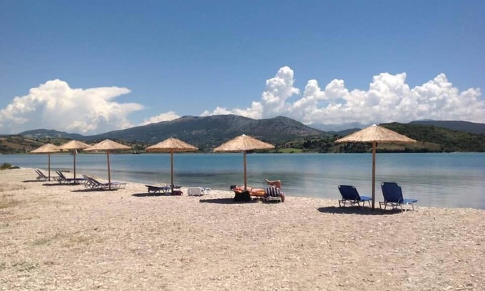 Lygia House | Villa Olga Lounge Hotel