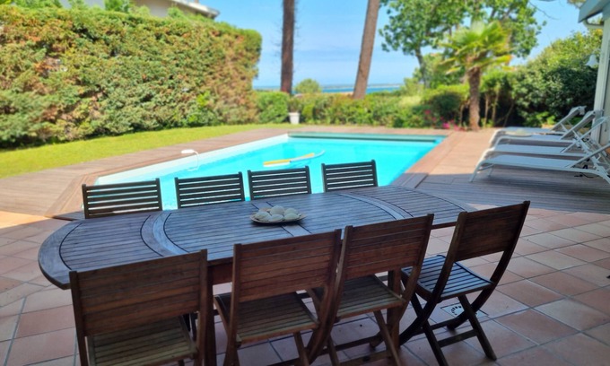 La Teste-de-Buch Villa | Villa on the Dune du Pyla, superb view, jaccuzi and pool, 3 bdrms and 1 garden shed