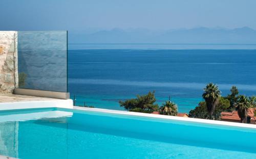 Agios Ioannis Villa | Villa Ouranos - Luxurius modern villa pool, close to the beach