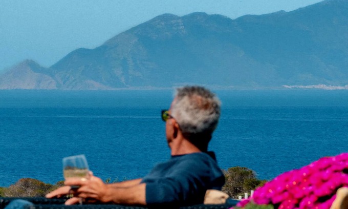 Favignana Villa | Villa overlooking the sea and Marettimo