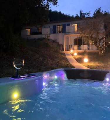 Lauris Villa | Villa Paradis des Oréades