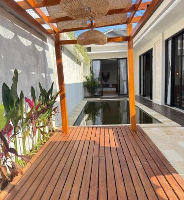 Sanur Kauh Villa | Villa Penyaringan sanur