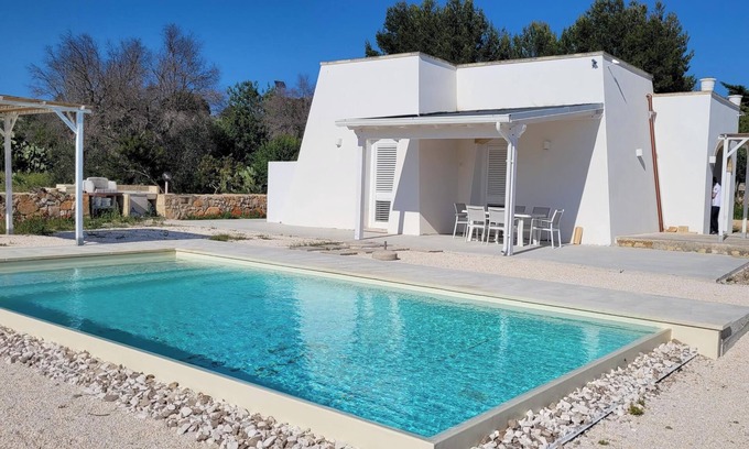 Marina di Pescoluse Villa | Villa Pescoluse with Pool and Sea View, Salve, Italy