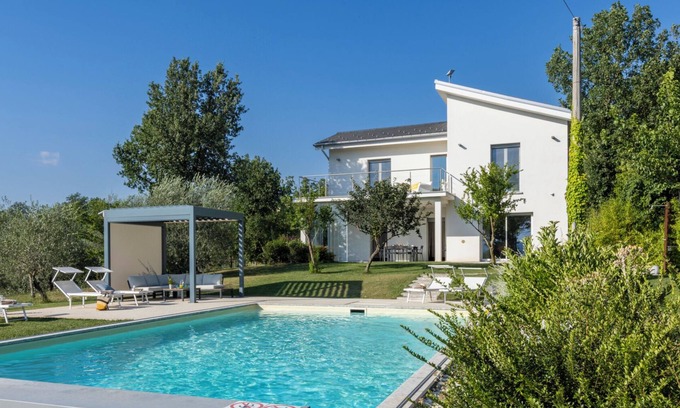 Mirabella Eclano Villa | Villa Petrillo 6, Emma Villas